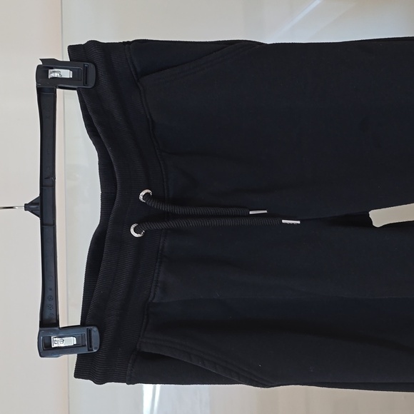 Bebe - Picture 2 of 12